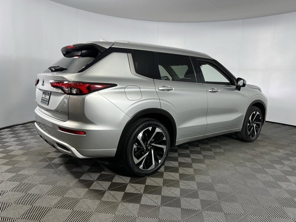 Used 2024 Mitsubishi Outlander SEL image 5