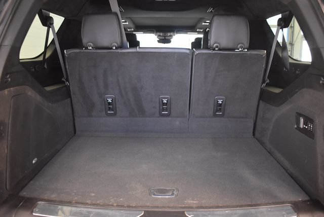 Used 2023 Cadillac Escalade ESV Sport Platinum AWD/4WD image 16