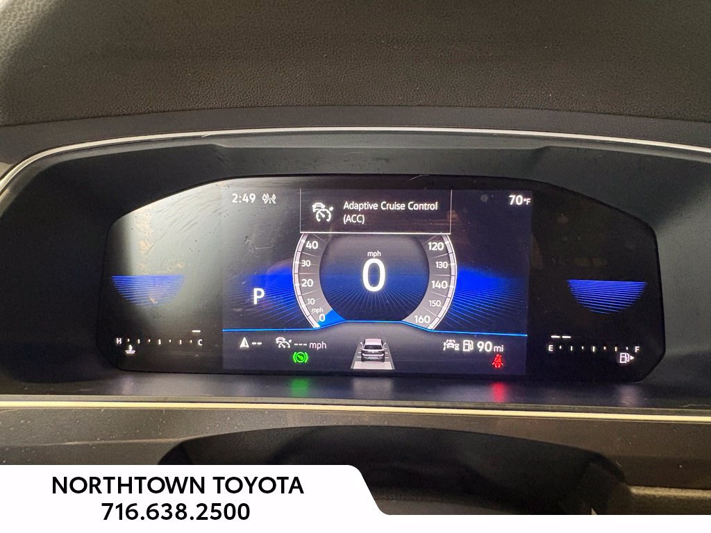 Used 2024 Volkswagen Tiguan SE R-Line AWD/4WD image 18