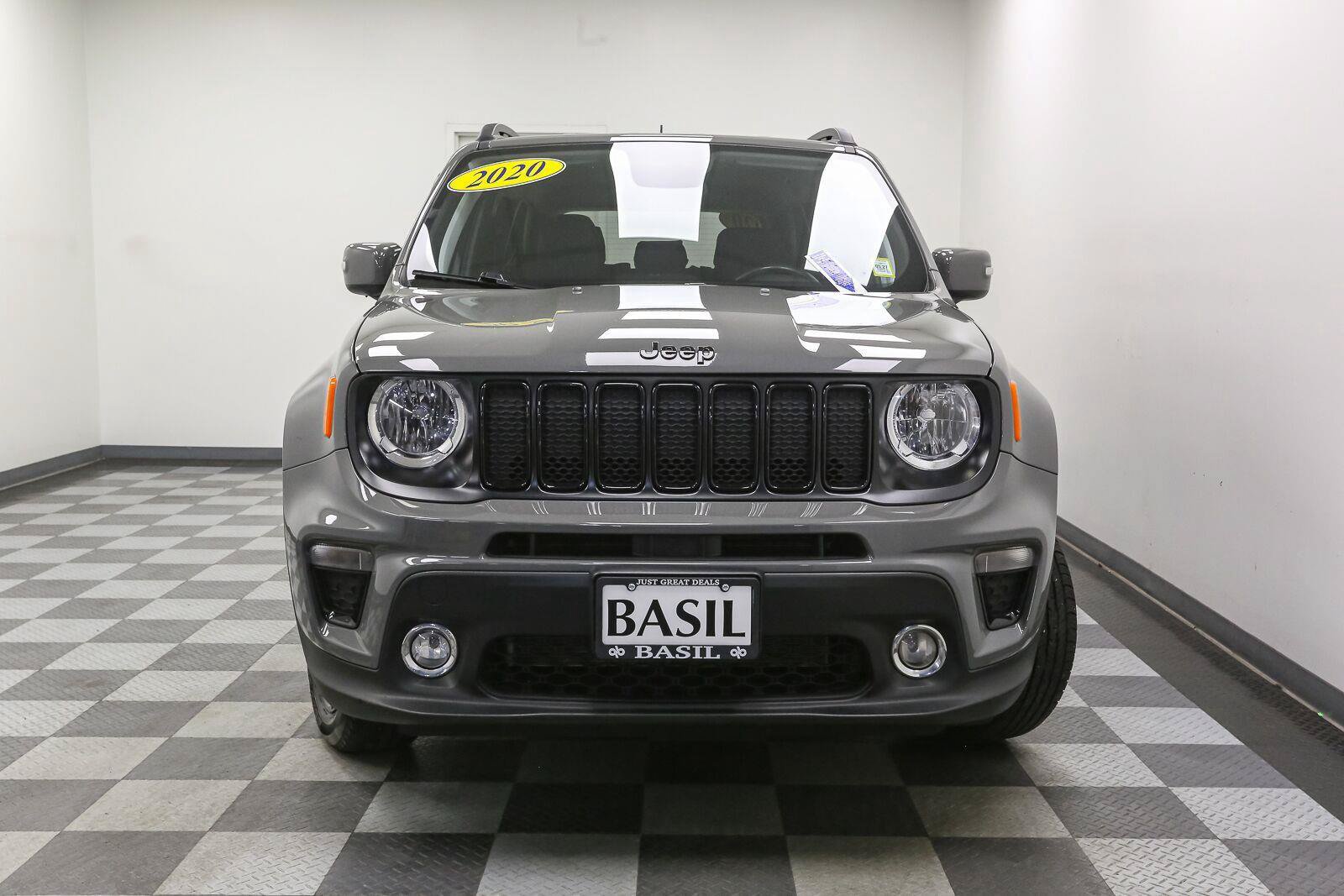 Used 2020 Jeep Renegade Altitude AWD/4WD image 3