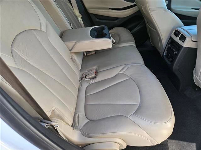 Used 2017 Buick Envision Essence image 19