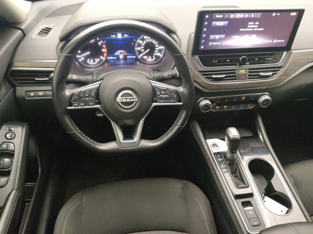 Used 2024 Nissan Altima 2.5 SV w/ SV Premium Package image 22