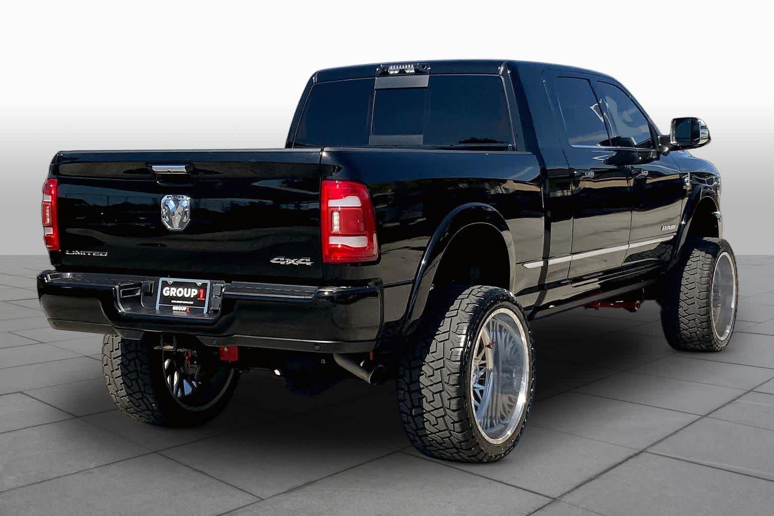 Used 2022 RAM 2500 Limited AWD/4WD image 13