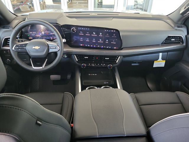 New 2026 Chevrolet Suburban Premier RWD image 11
