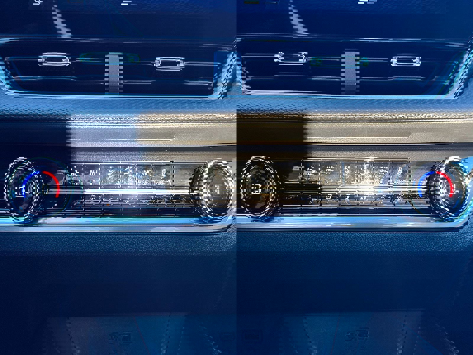 New 2026 Chevrolet Equinox LT w/ Convenience Package II image 29