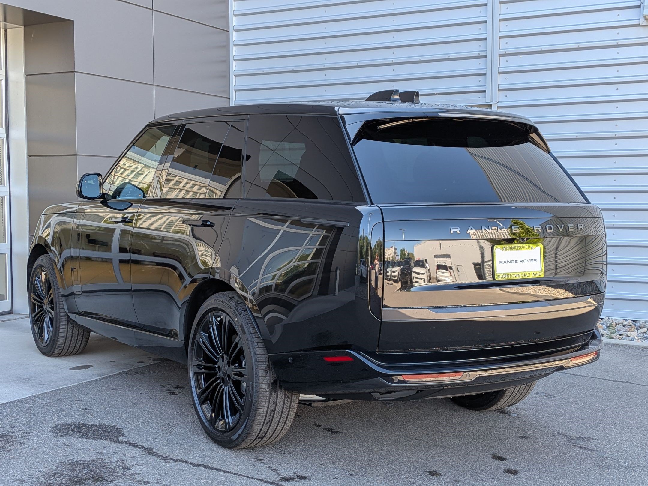 New 2026 Land Rover Range Rover SE AWD/4WD image 7