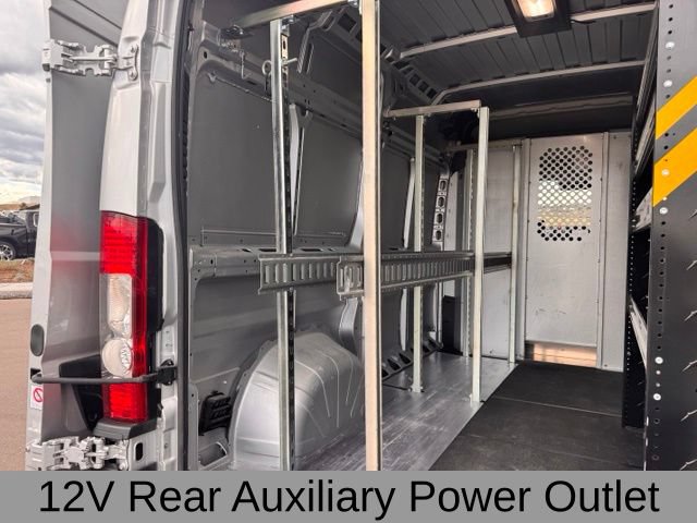 Used 2025 RAM ProMaster 2500 w/ Convenience Group FWD image 17
