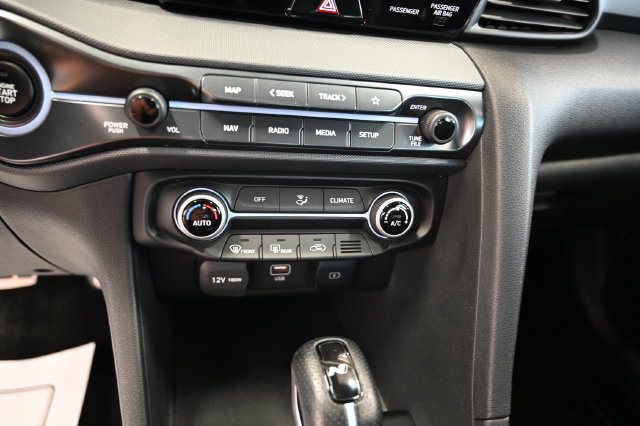 Used 2022 Hyundai Veloster N FWD image 15