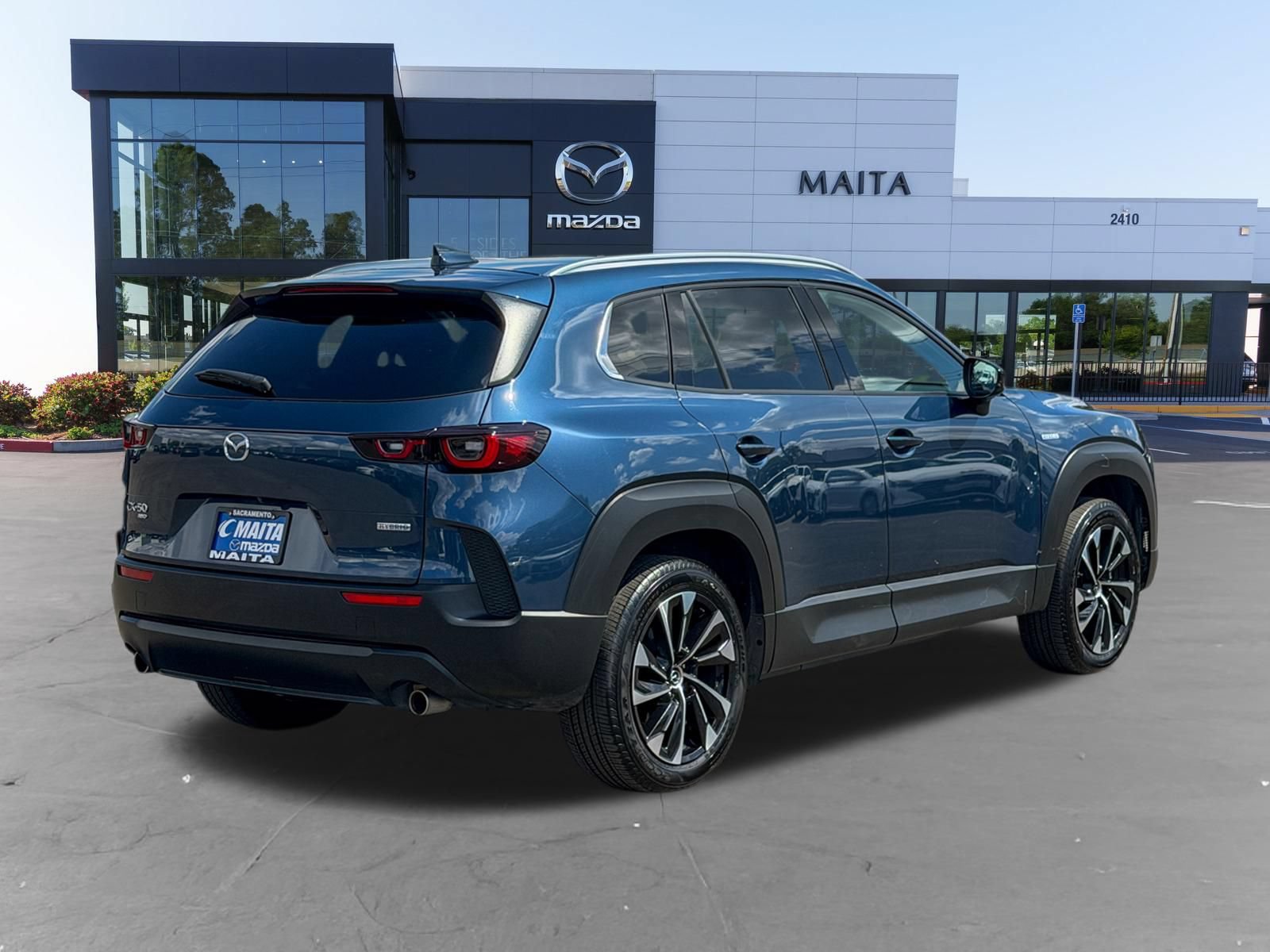 Certified 2025 MAZDA CX-50 2.5 Hybrid w/ Premium Plus Pkg AWD/4WD image 4