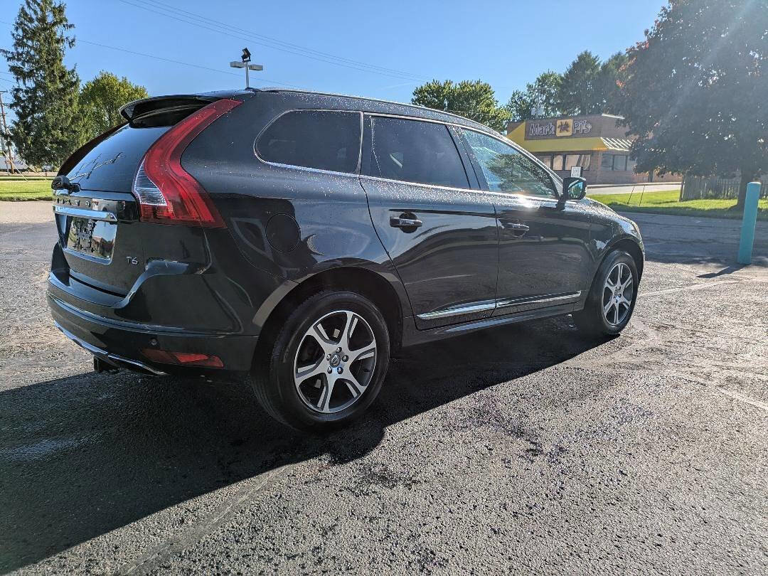 Used 2015 Volvo XC60 T6 Platinum w/ Protection Package FWD image 6