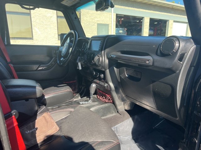 Used 2017 Jeep Wrangler Unlimited Rubicon image 11