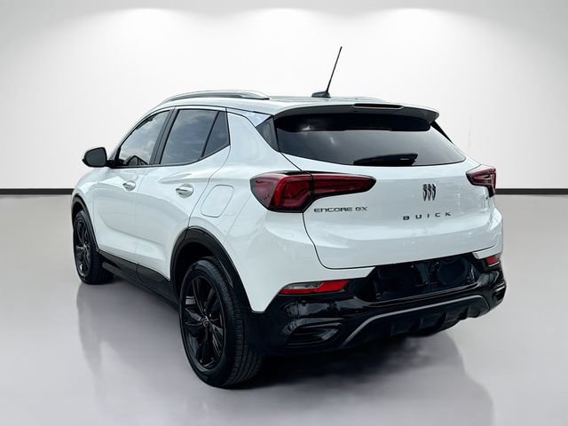 Used 2024 Buick Encore GX Sport Touring w/ Comfort Package FWD image 5