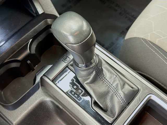 Used 2022 Toyota Tacoma TRD Sport image 16