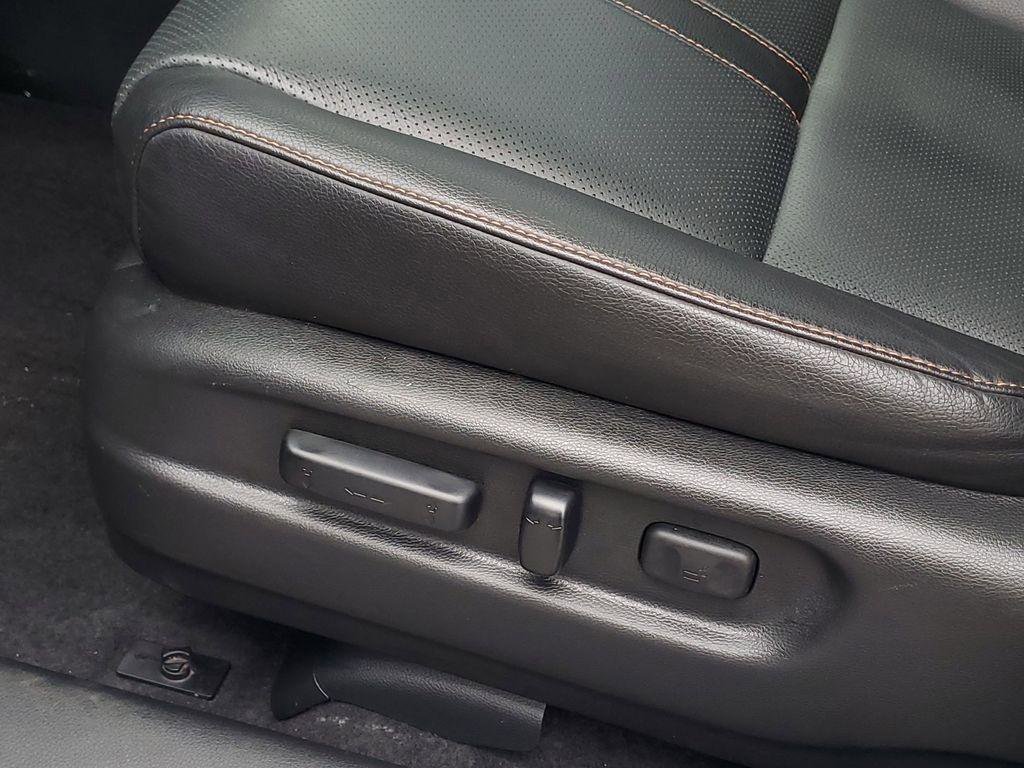 Used 2025 Honda Ridgeline TrailSport image 11