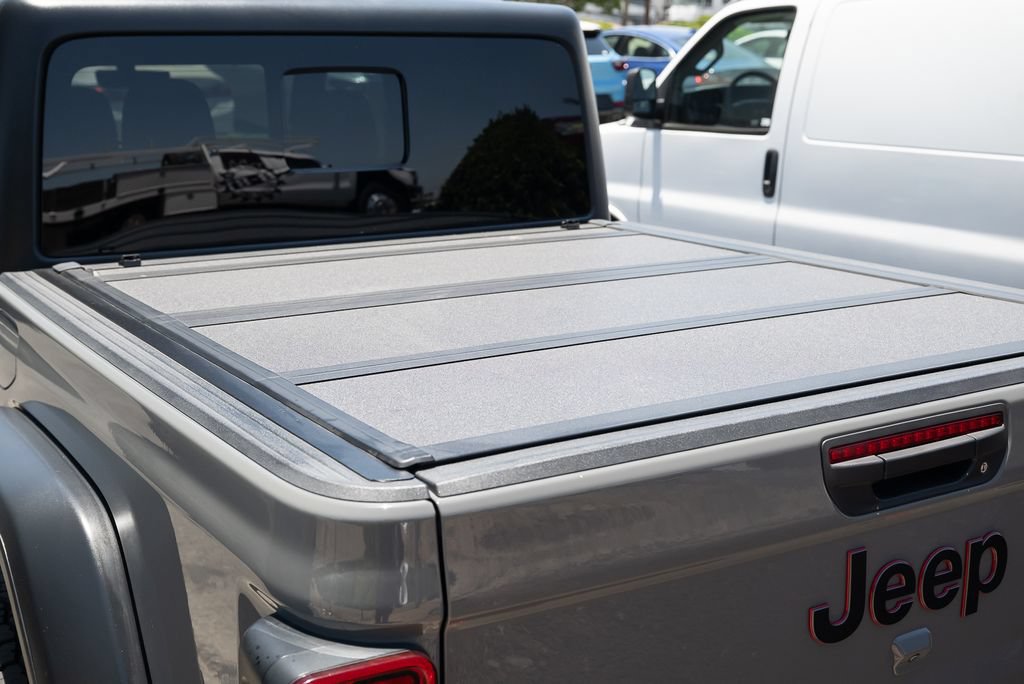Used 2022 Jeep Gladiator Rubicon w/ Trailer Tow Package AWD/4WD image 17