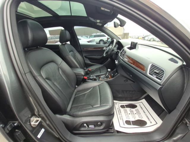 Used 2018 Audi Q3 2.0T Premium Plus w/ Premium Plus Package AWD/4WD image 20