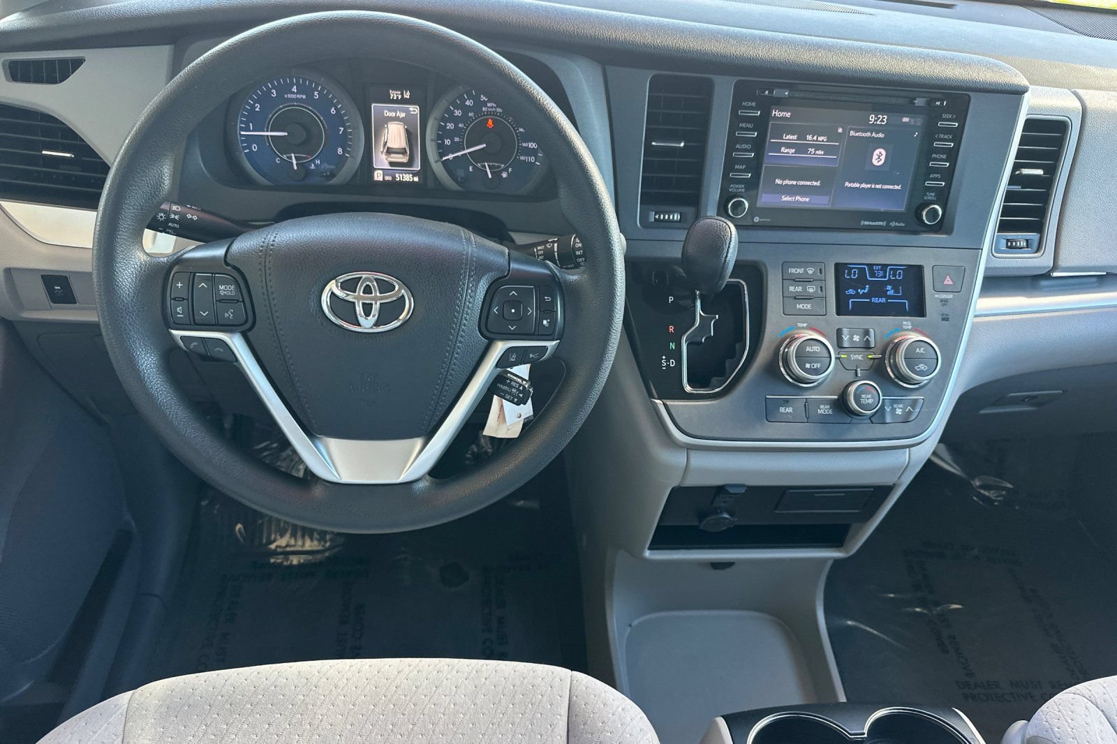 Used 2020 Toyota Sienna LE FWD image 17
