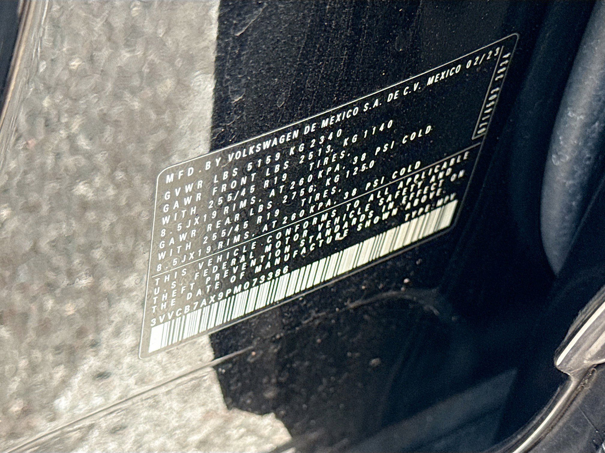 Used 2023 Volkswagen Tiguan SE R-Line image 41