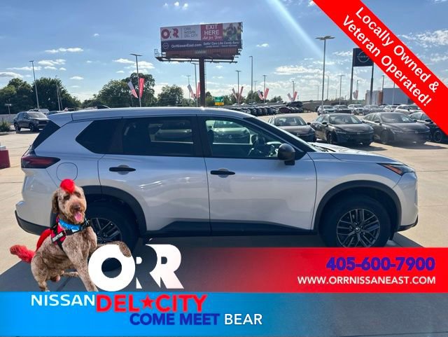 Used 2024 Nissan Rogue S FWD image 6