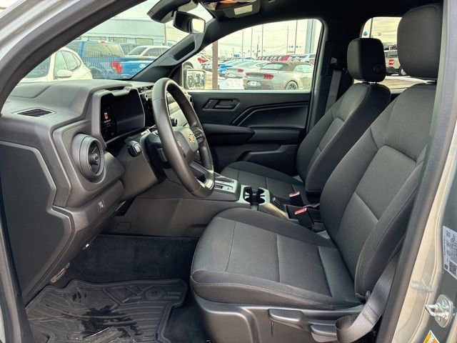 Used 2024 Chevrolet Colorado W/T image 14