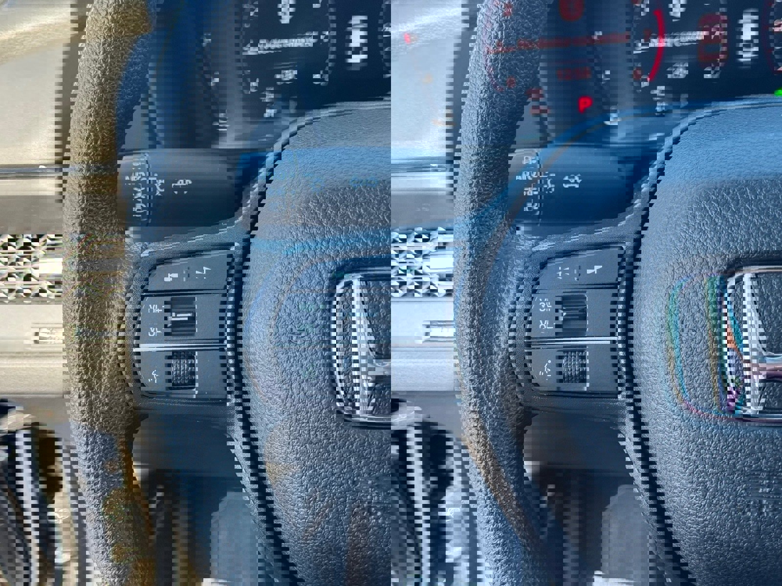 Used 2024 Honda Accord EX image 23