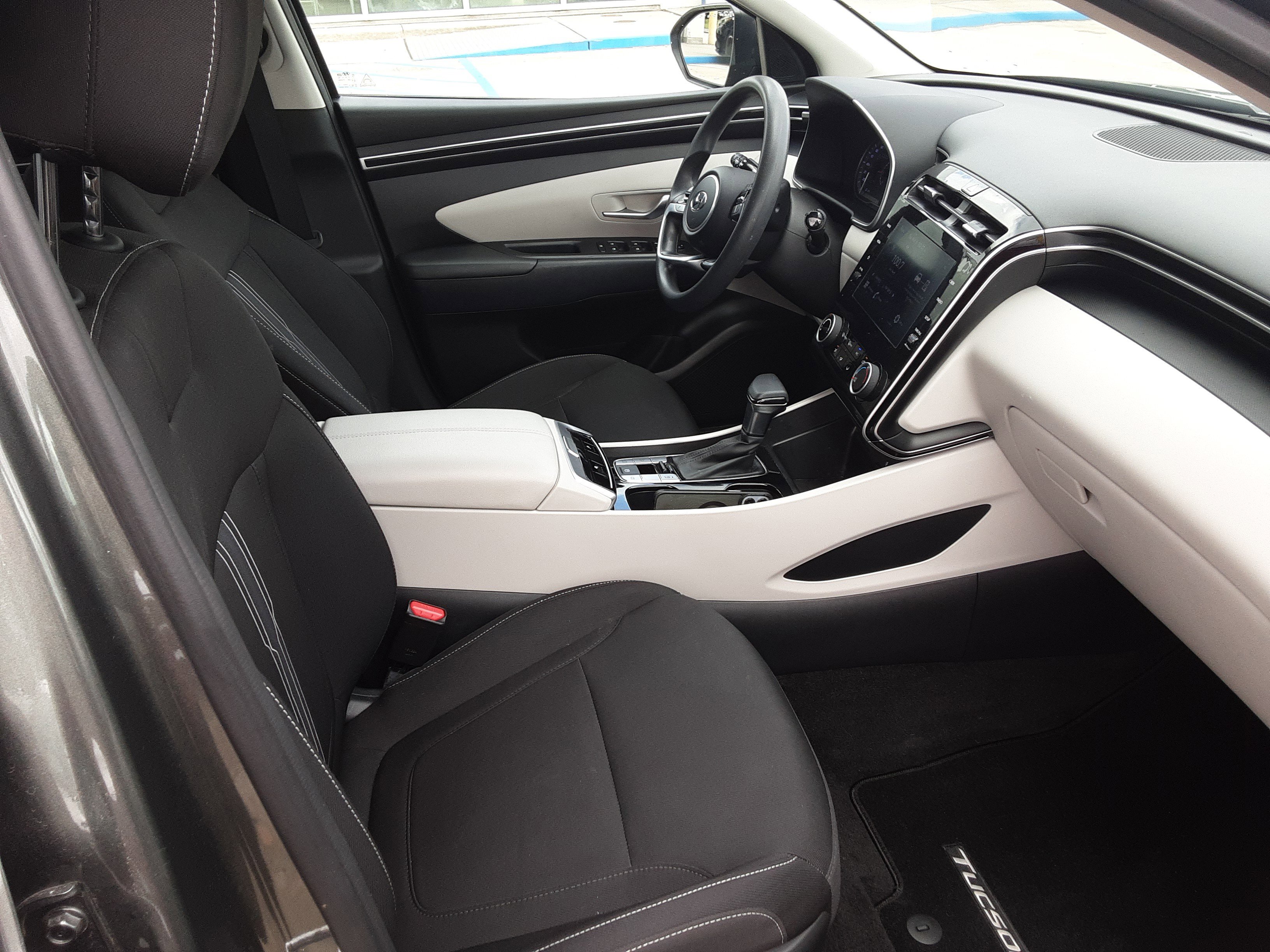 Used 2023 Hyundai Tucson SEL image 17