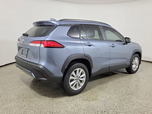 Used 2023 Toyota Corolla Cross LE FWD image 5