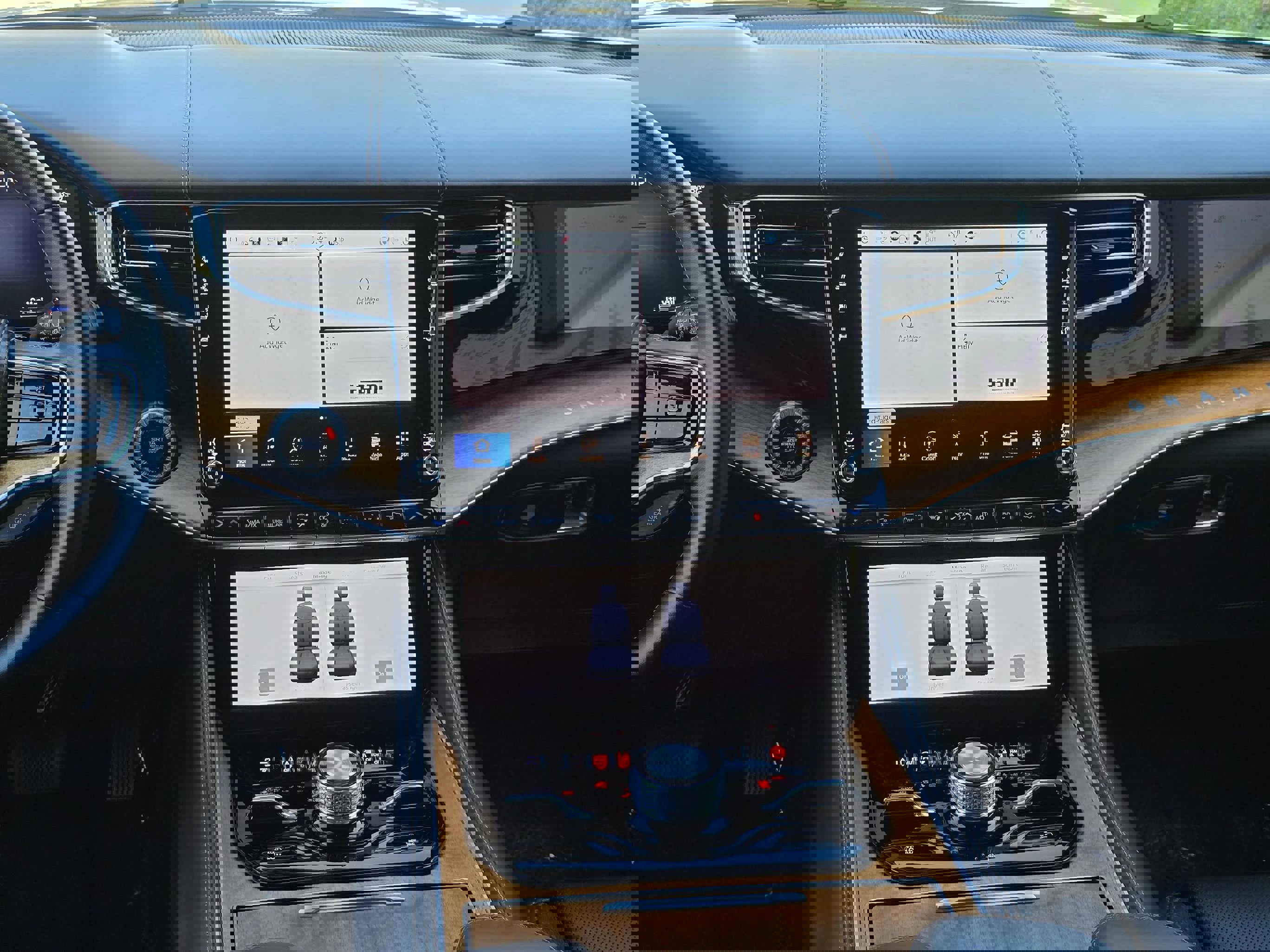 Used 2024 Jeep Grand Wagoneer L Series III image 55