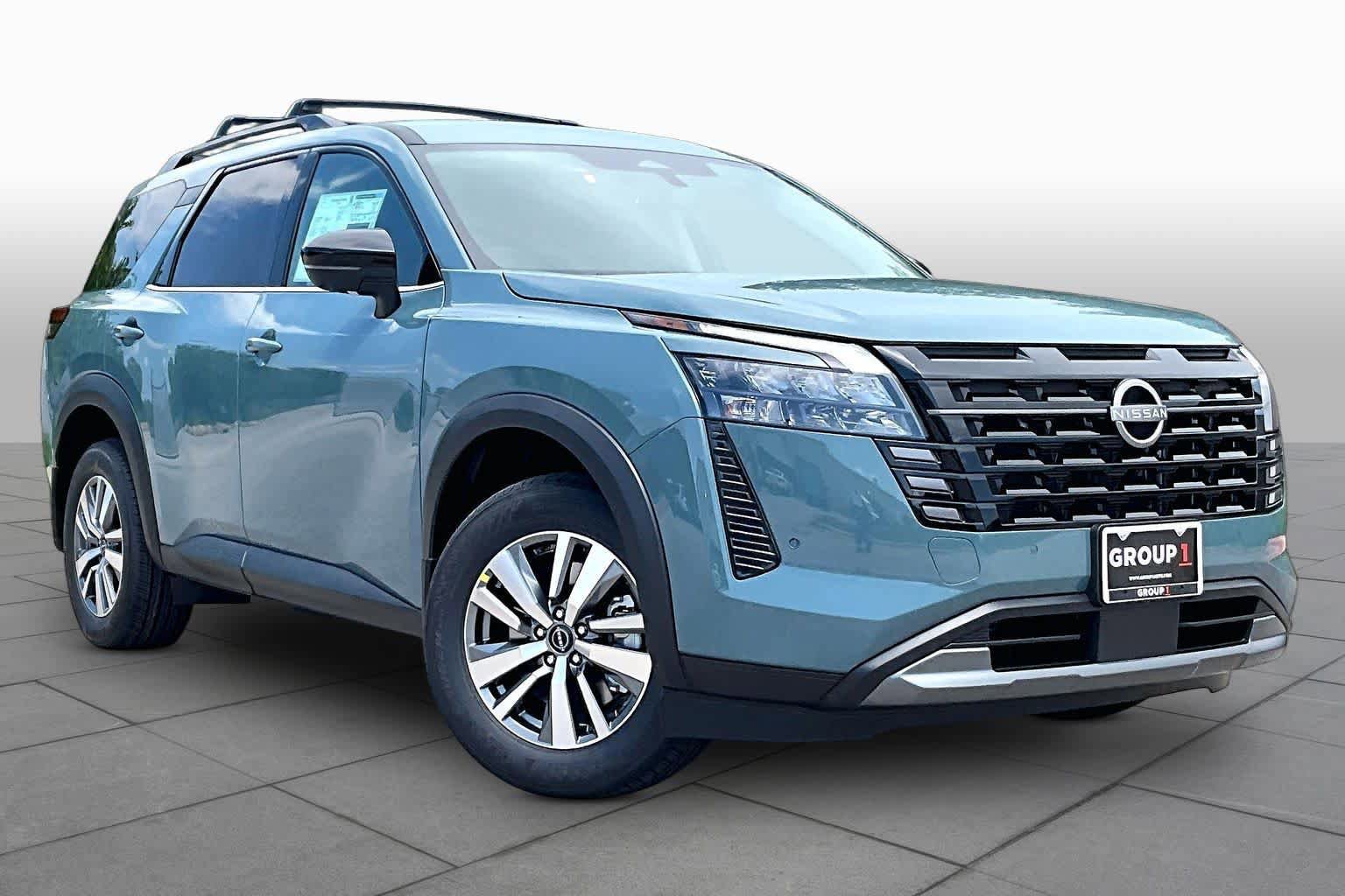 New 2026 Nissan Pathfinder SL AWD/4WD image 2