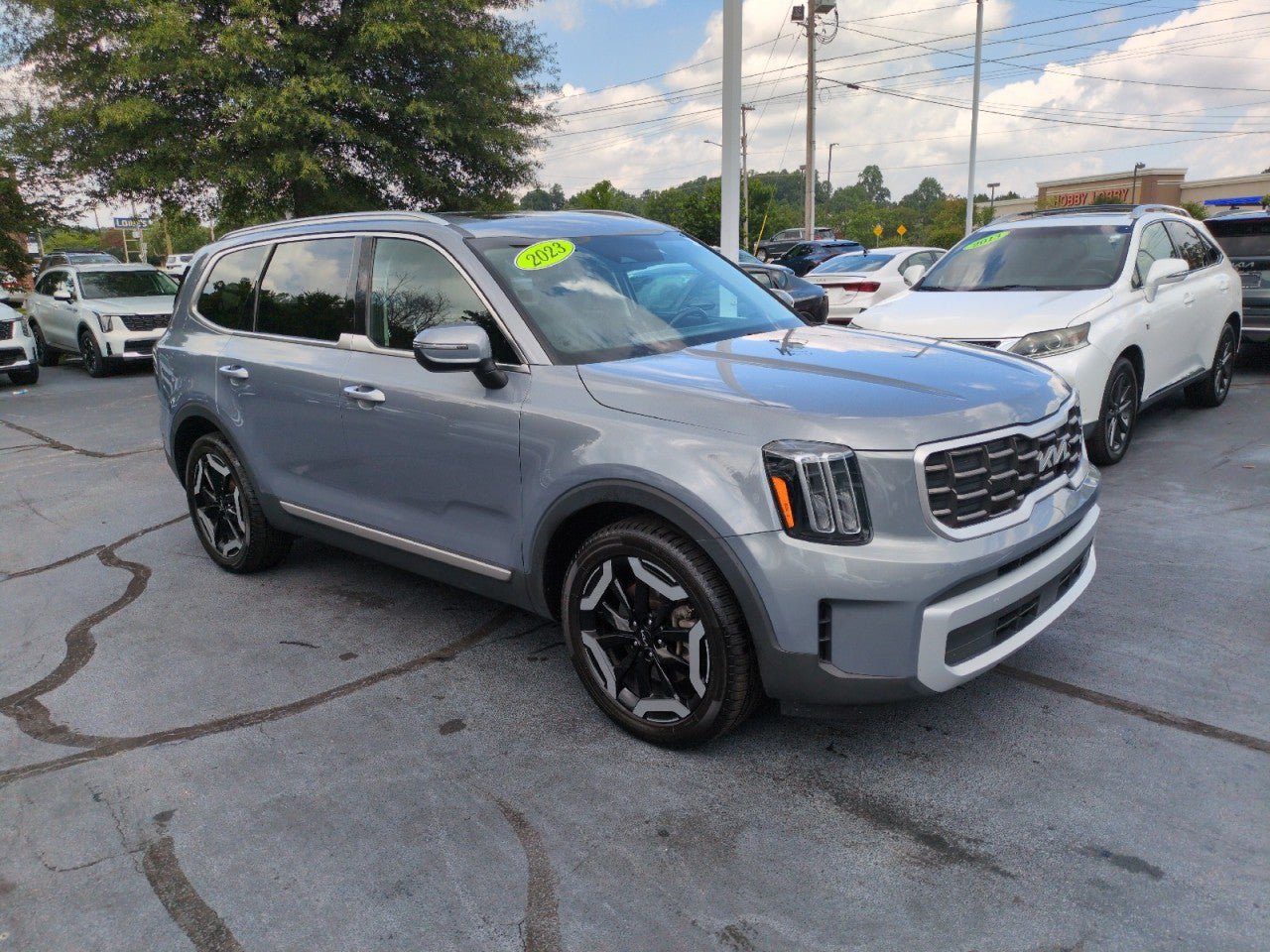 Used 2023 Kia Telluride S w/ S Sunroof Package