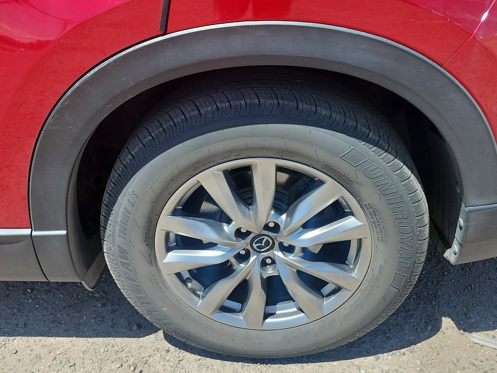 Used 2018 MAZDA CX-9 Touring w/ Touring Premium Package image 11