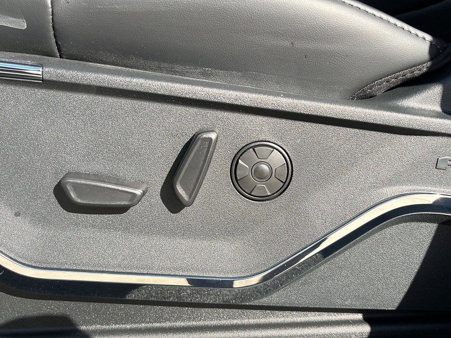 New 2026 Ford F250 Platinum image 12