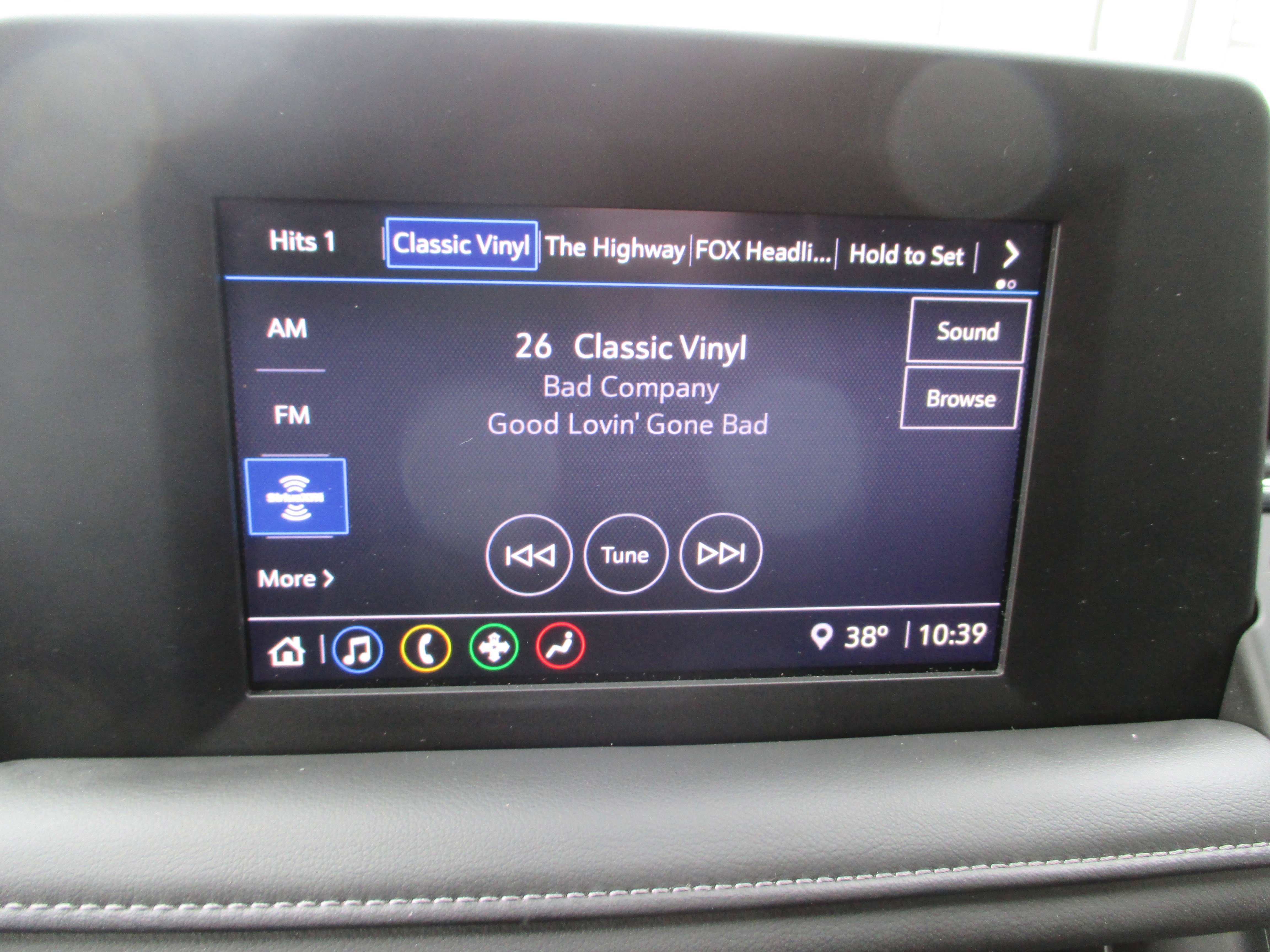 Used 2023 Chevrolet Suburban LS AWD/4WD image 18