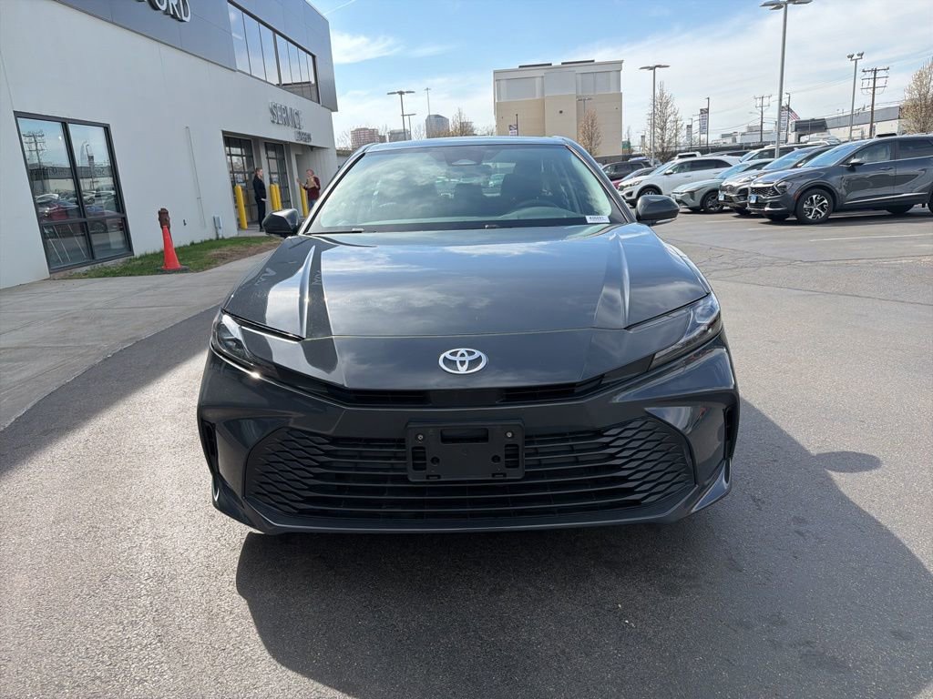Used 2025 Toyota Camry LE FWD image 2