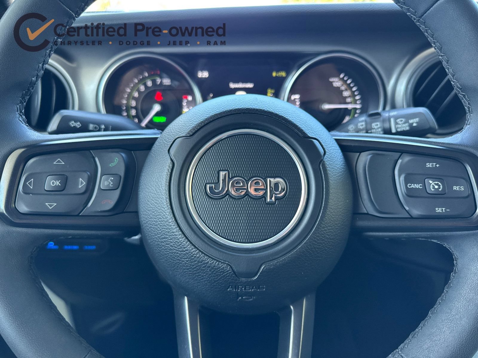 Used 2023 Jeep Wrangler Unlimited AWD/4WD image 24