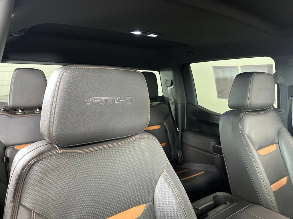 Used 2020 GMC Sierra 1500 AT4 w/ AT4 Premium Package AWD/4WD image 6