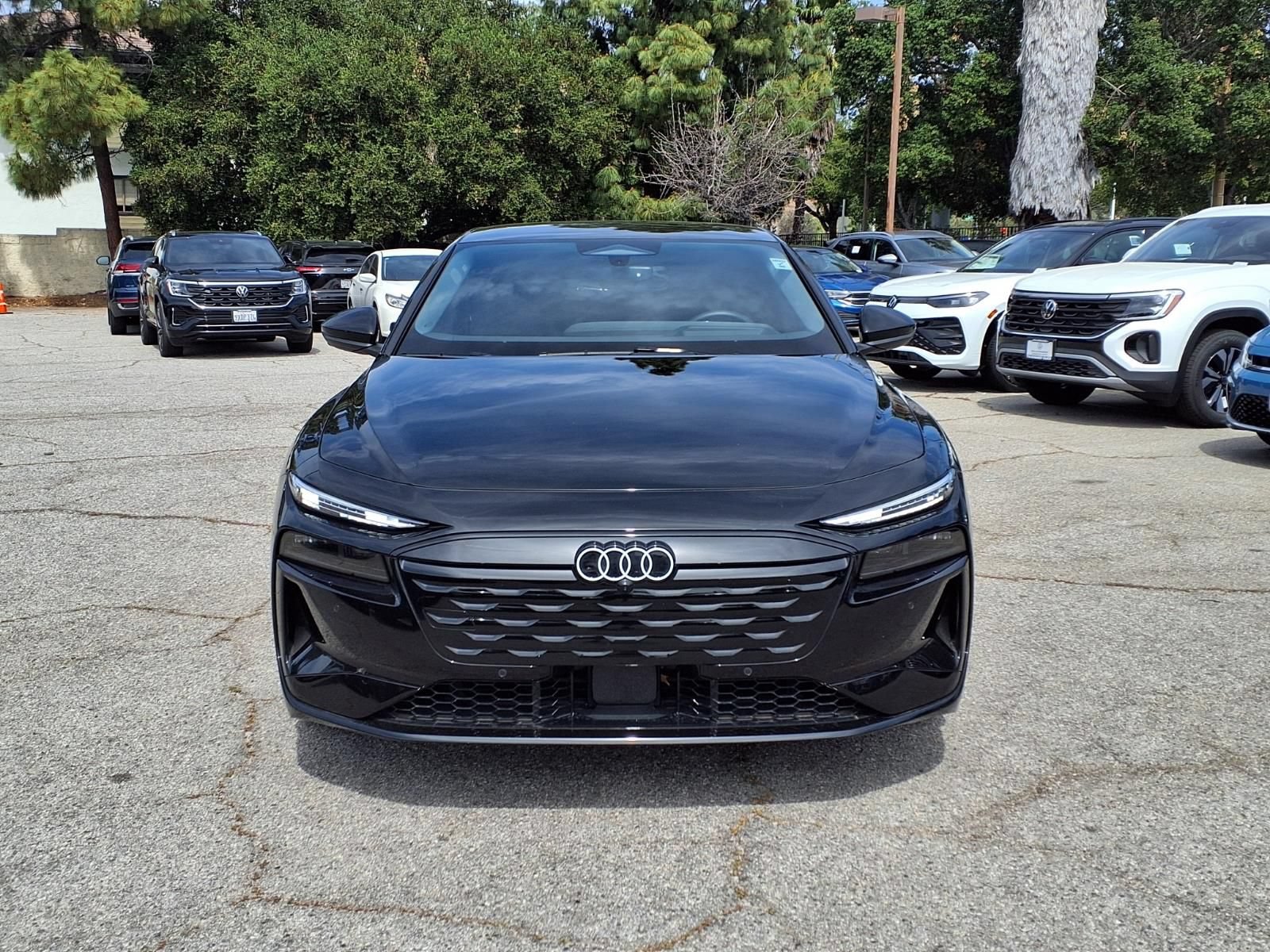 Used 2025 Audi A6 e-tron Premium Plus w/ Premium Plus RWD image 2