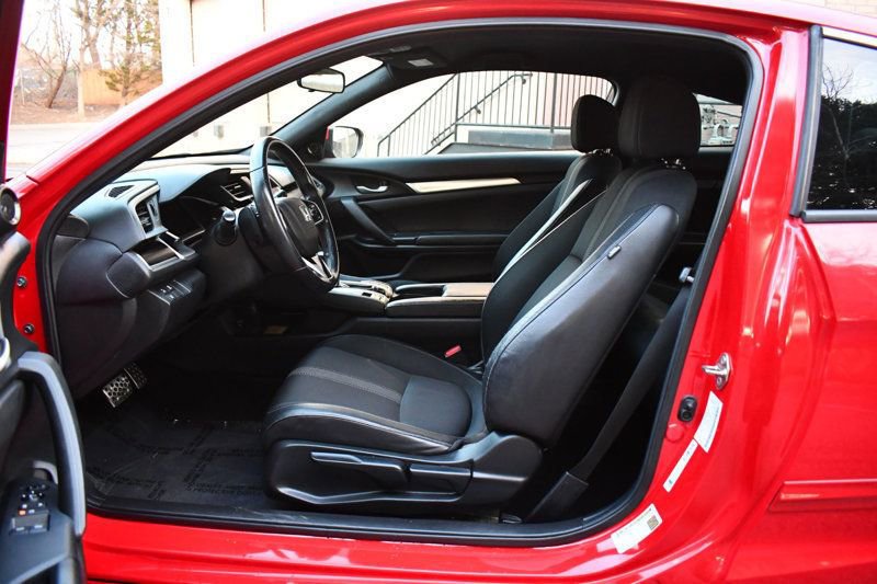 Used 2019 Honda Civic Sport image 18