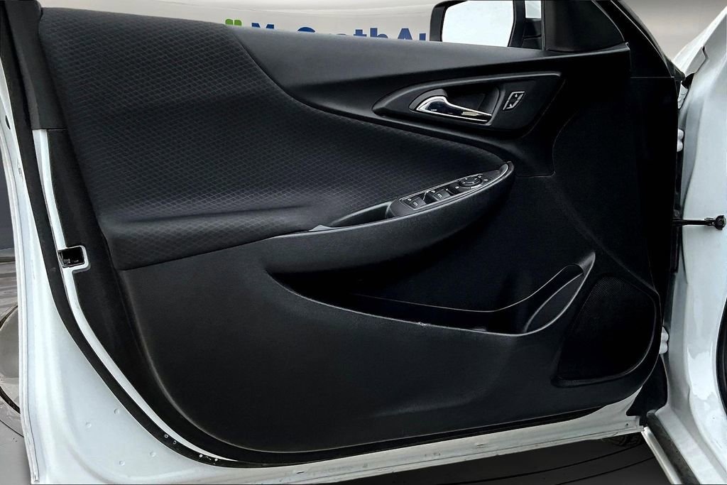 Used 2024 Chevrolet Malibu LT image 18