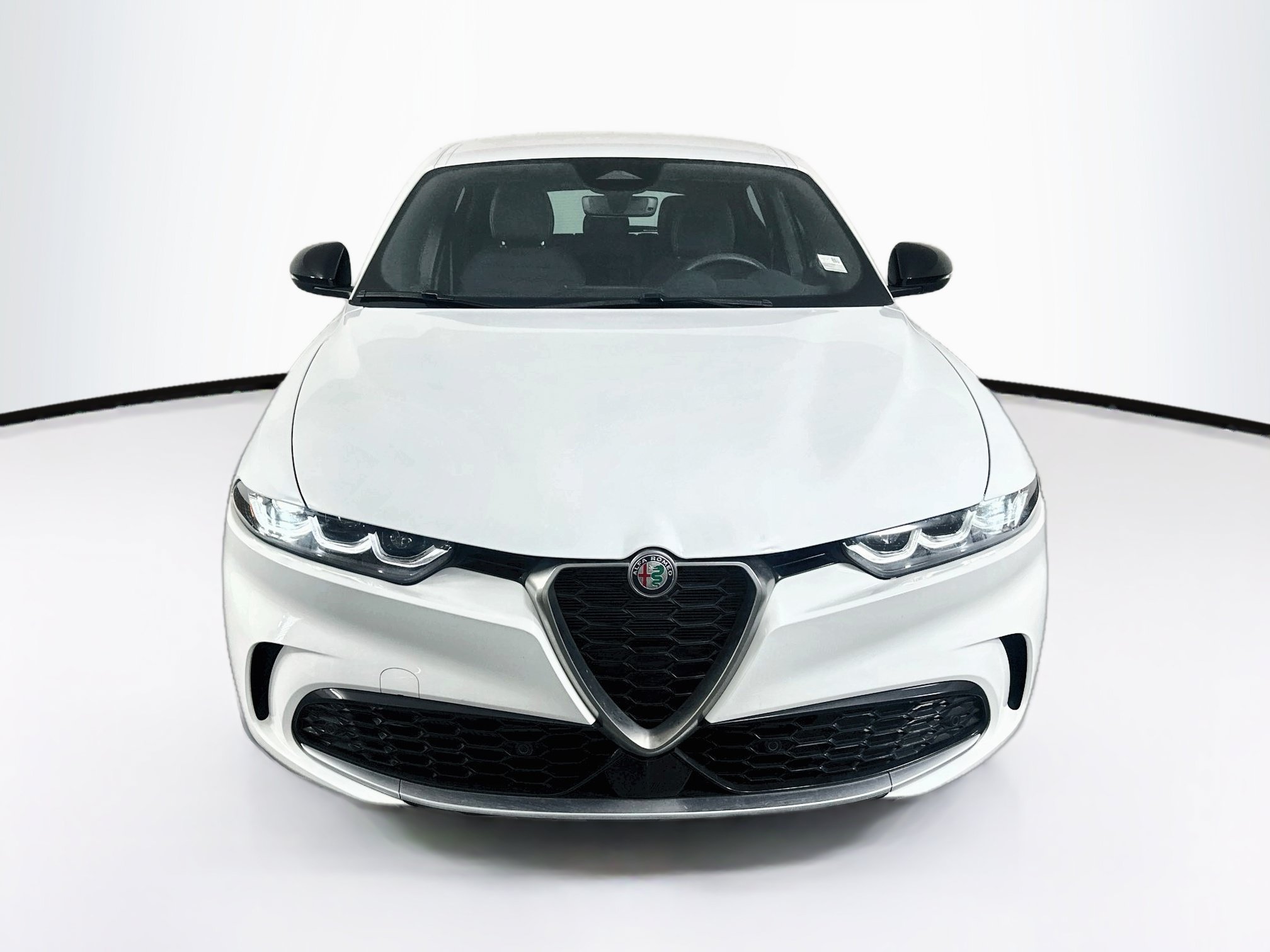 Used 2024 Alfa Romeo Tonale Ti AWD/4WD image 2