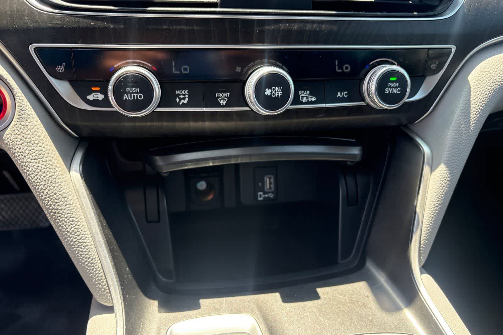Used 2020 Honda Accord EX image 20