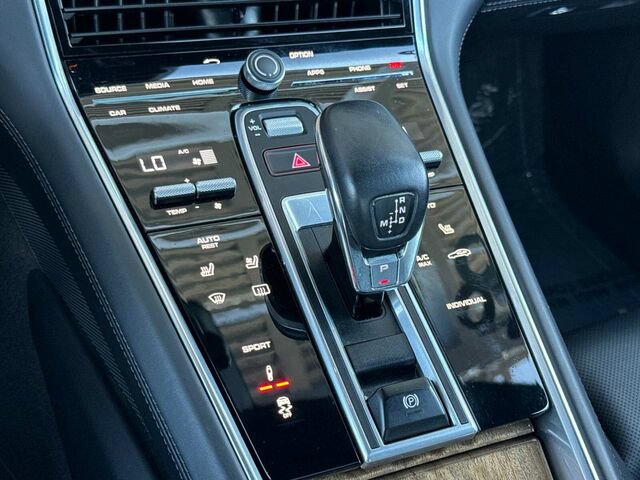 Used 2018 Porsche Panamera 4S AWD/4WD image 26