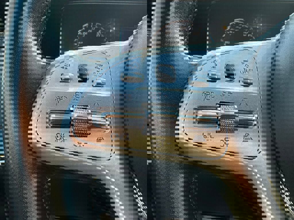 Used 2019 Mercedes-Benz S 560 4MATIC Sedan w/ Premium Package image 14