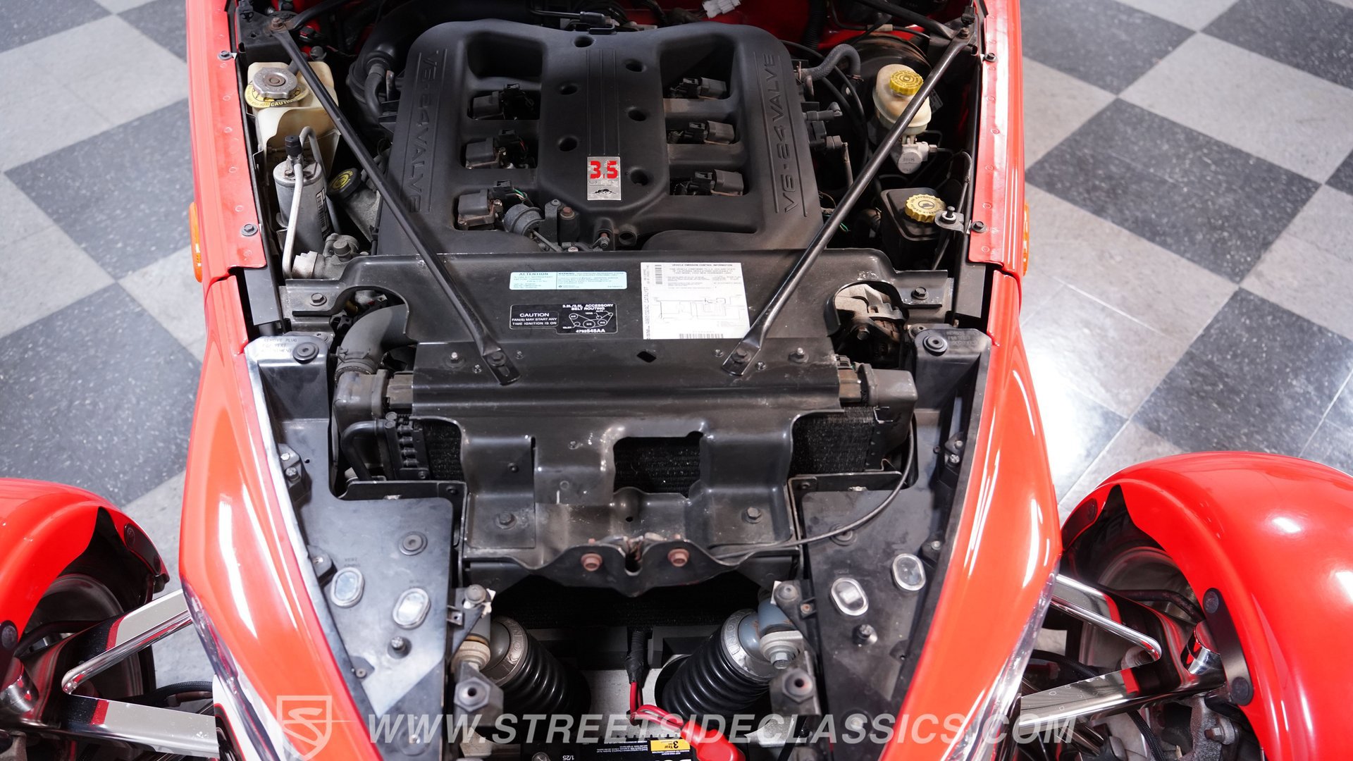 Used 1999 Plymouth Prowler RWD image 3