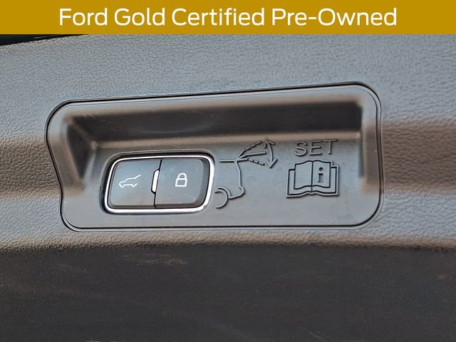 Used 2023 Ford Explorer XLT w/ Equipment Group 202A AWD/4WD image 32