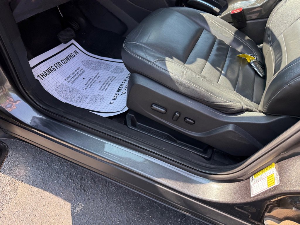 Used 2015 Ford Escape Titanium image 44