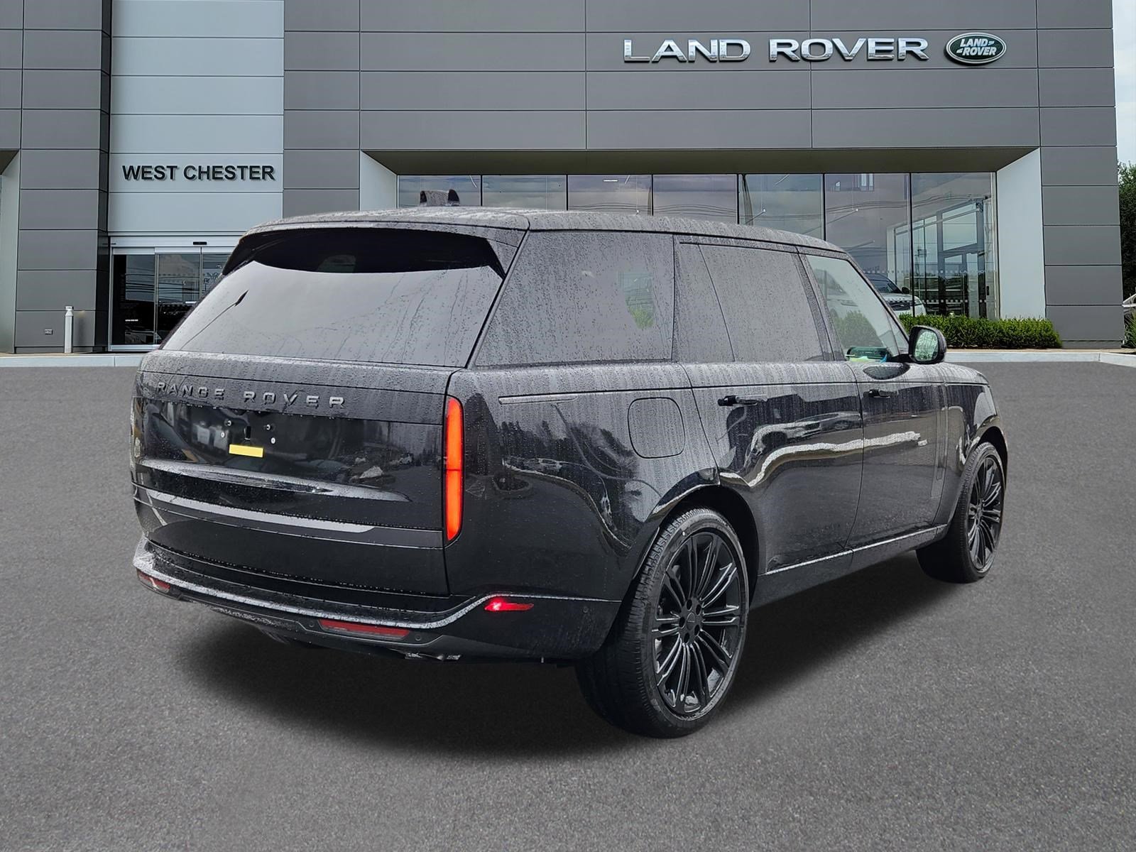 New 2026 Land Rover Range Rover Long Wheelbase SE image 4