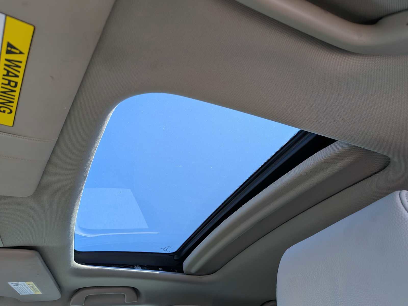 Used 2013 Acura ILX w/ Technology Package FWD image 17