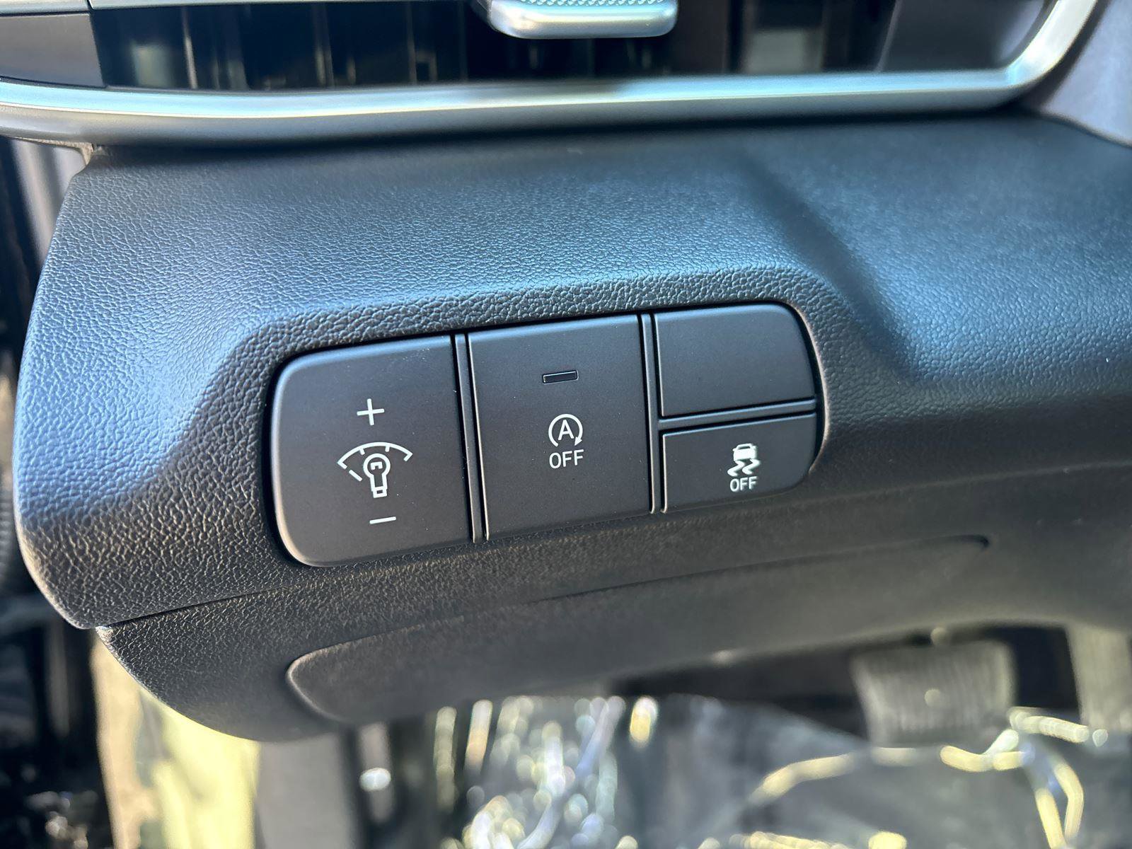 New 2025 Hyundai Elantra SE image 17