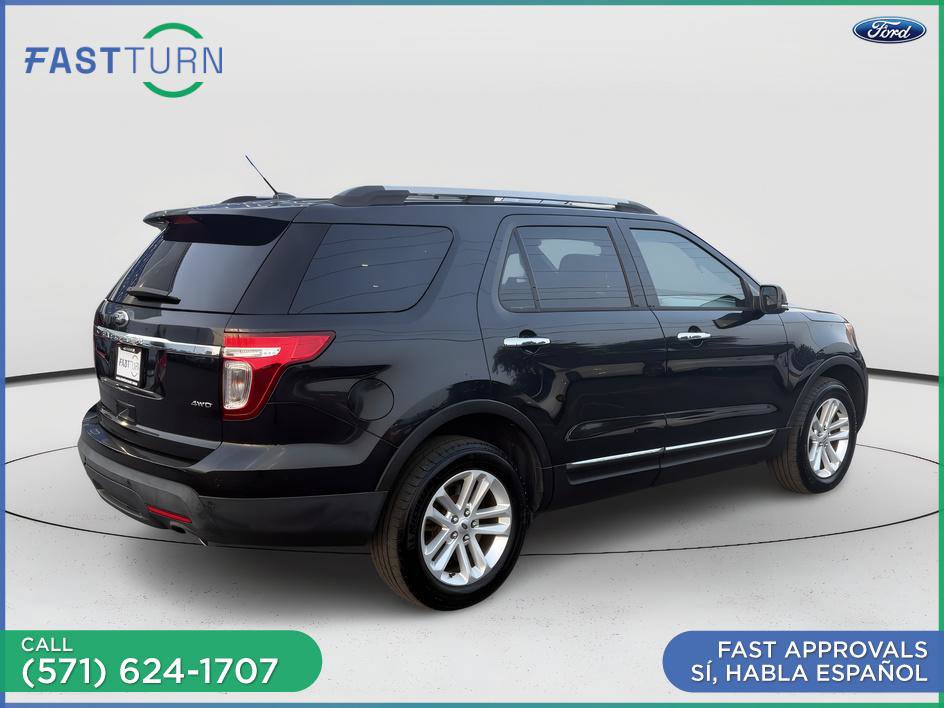 Used 2015 Ford Explorer XLT w/ Equipment Group 202A AWD/4WD image 8
